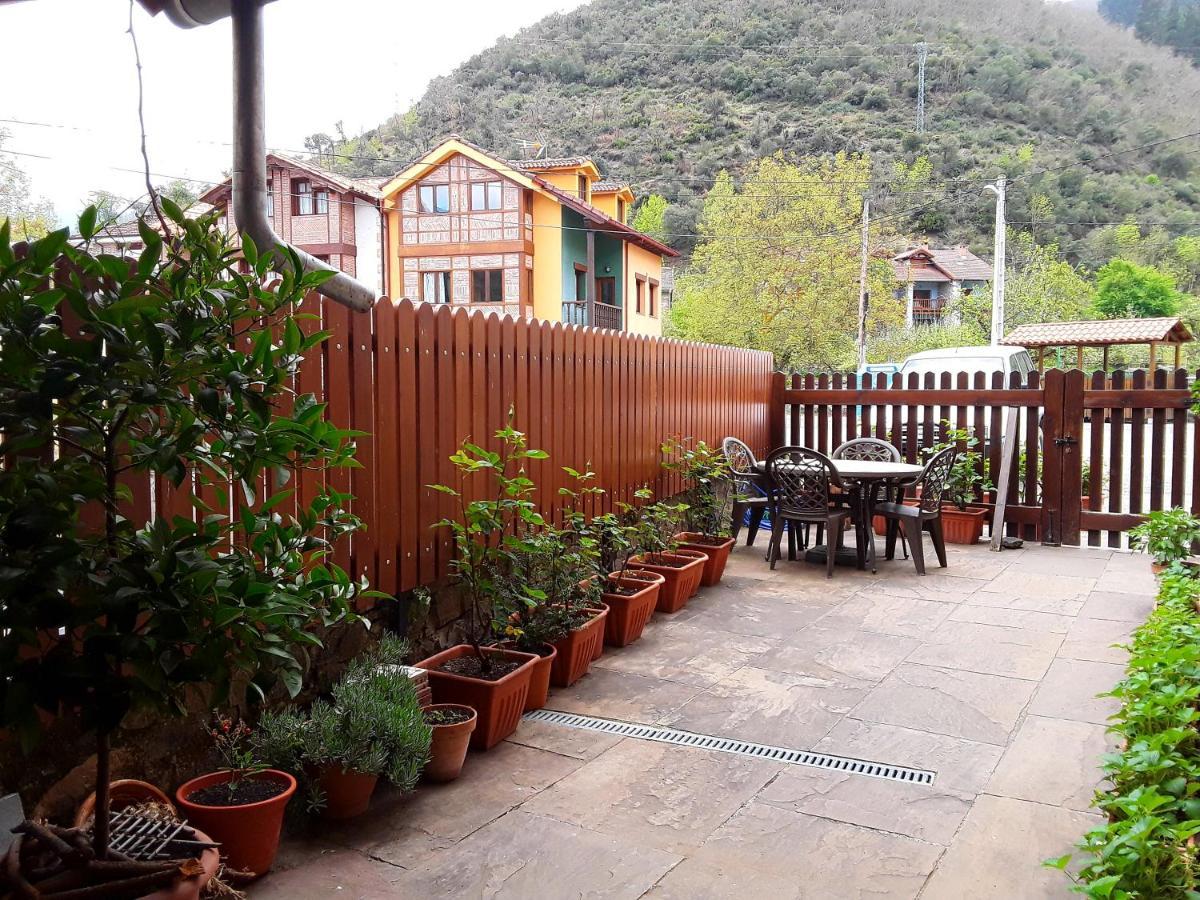 La Fragua De La Vega Estudios Exterior foto